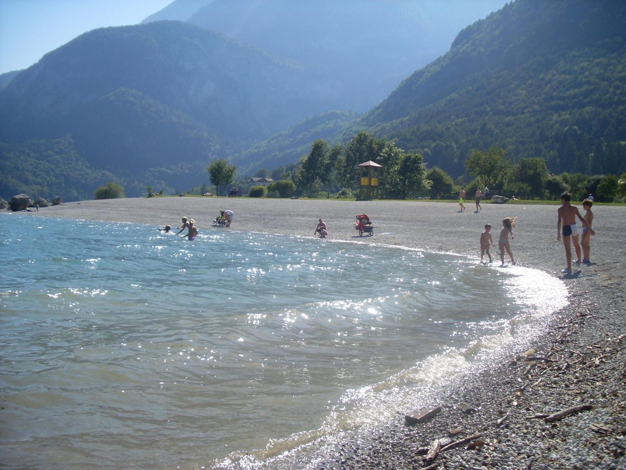 Garni Lago Alpino Molveno Bagian luar foto